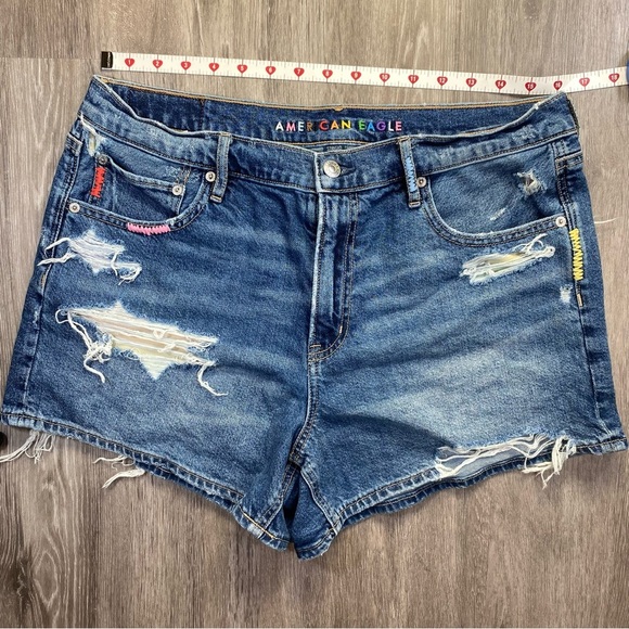 American Eagle Outfitters Blue Jean Shorts - Picture 3 of 11